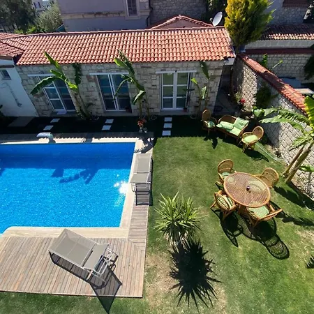 La Maison De Yasmine Alacati
